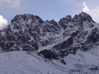 peaks near Gokyo